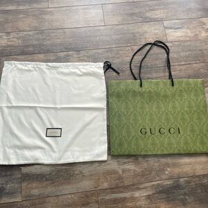 Gucci Green Shopping Bag with White Dust Cover